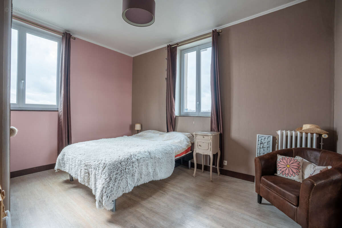 Maison à LE VESINET