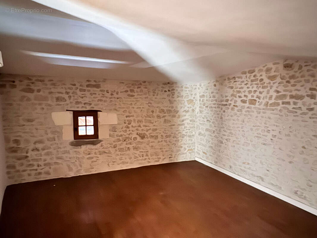 Maison Puy Du Lac 8 pièce(s) 168.71 m2 - photo 7