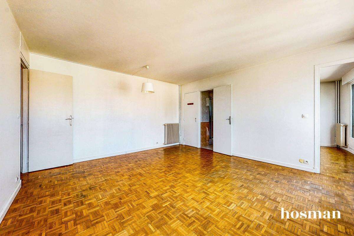 Appartement à PARIS-14E