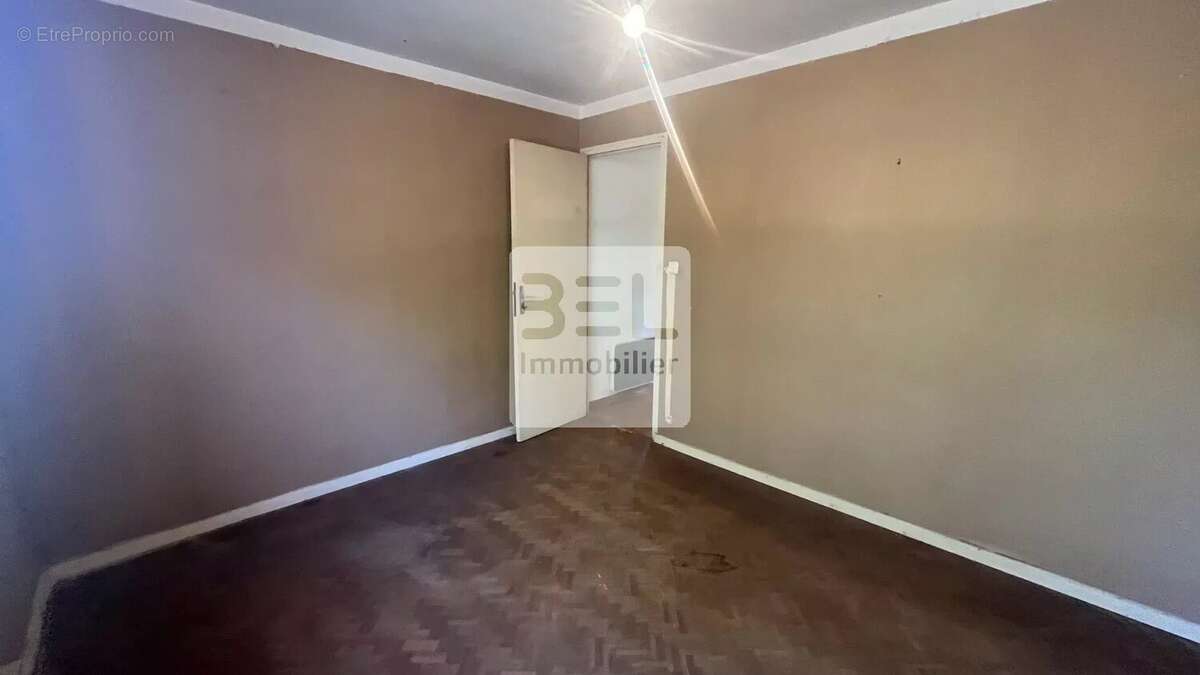 Maison à BAGNOLS-SUR-CEZE