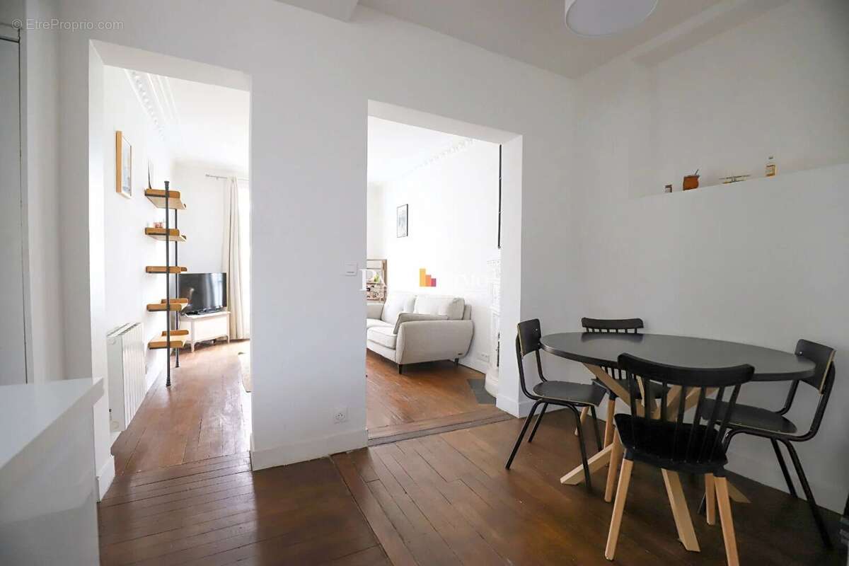 Appartement à PARIS-18E