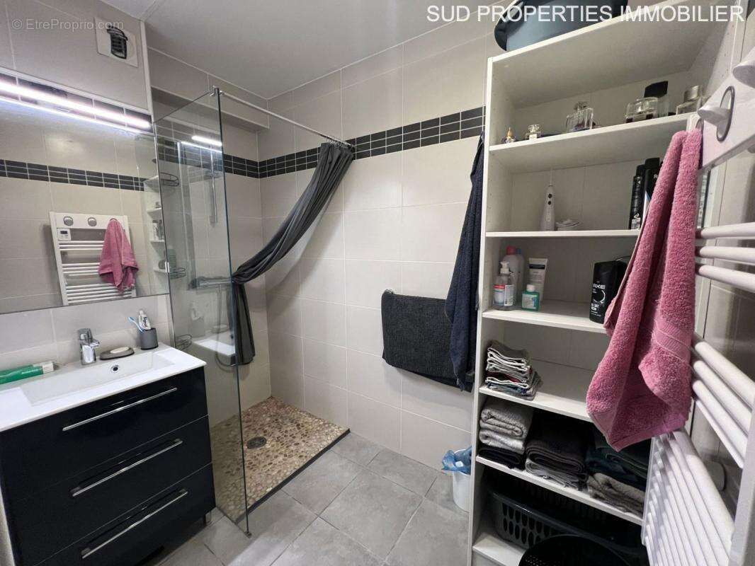 Appartement à SAINT-ESTEVE