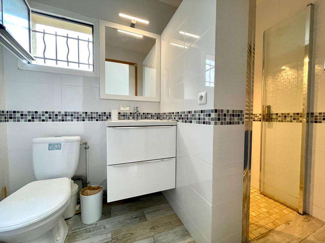 Maison Cestas Gazinet 6 pièce(s) 130 m2 + véranda - photo 9