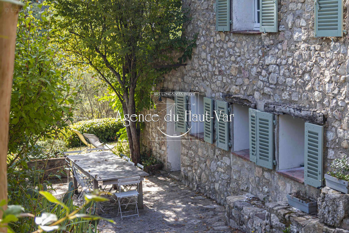 Maison à FAYENCE