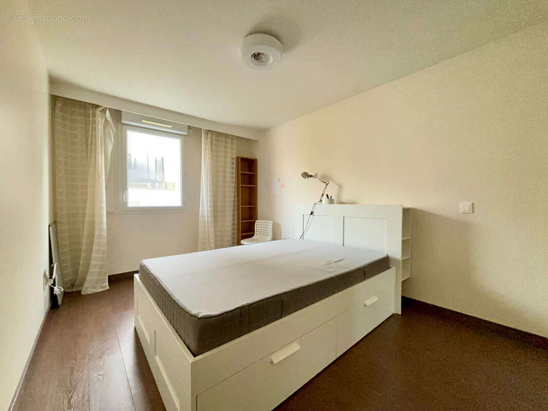 Appartement à NANTERRE