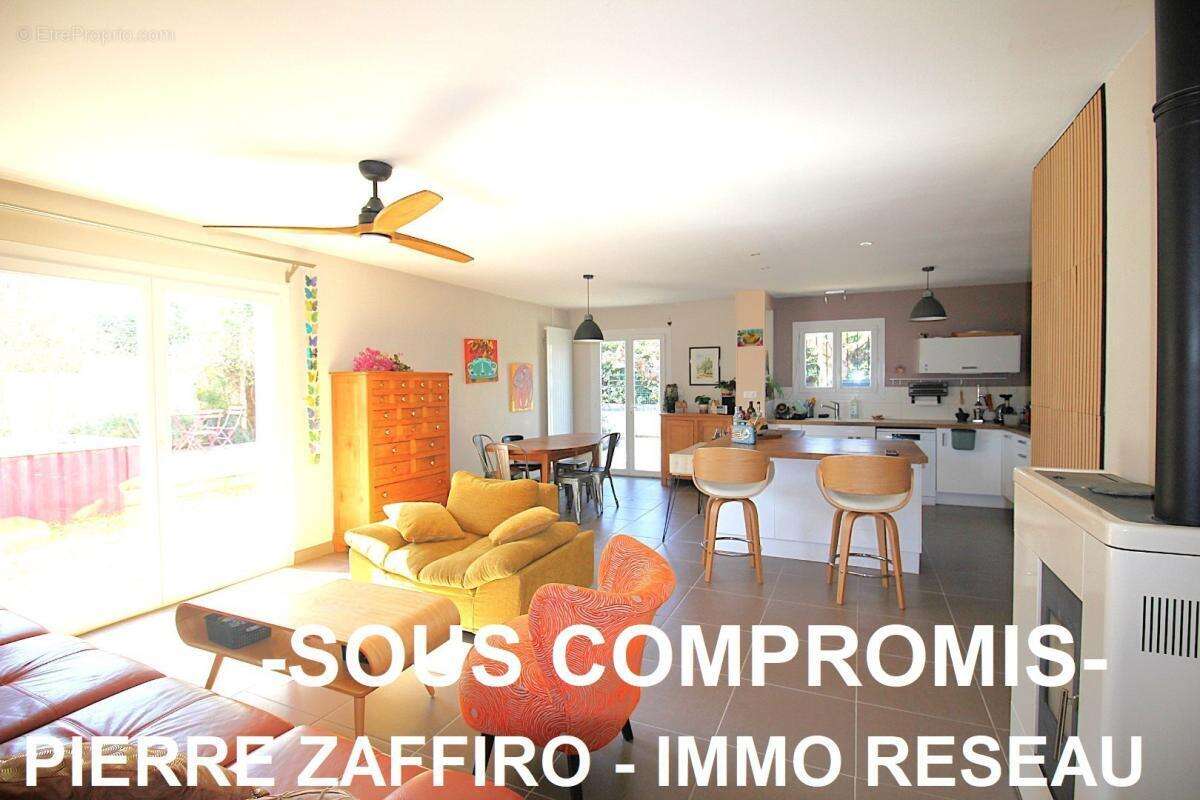 Maison à LLUPIA