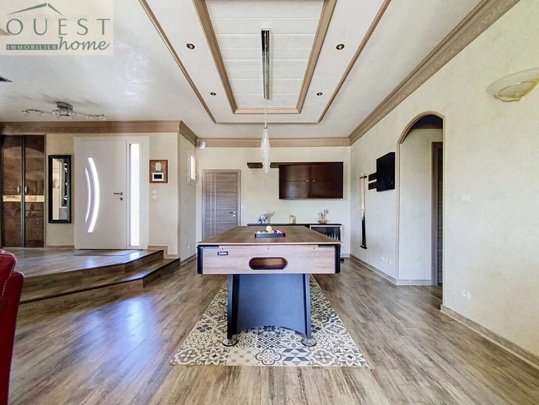 Propriété familiale de 5 chambres, 314m2 avec vue sur les mo - photo 20