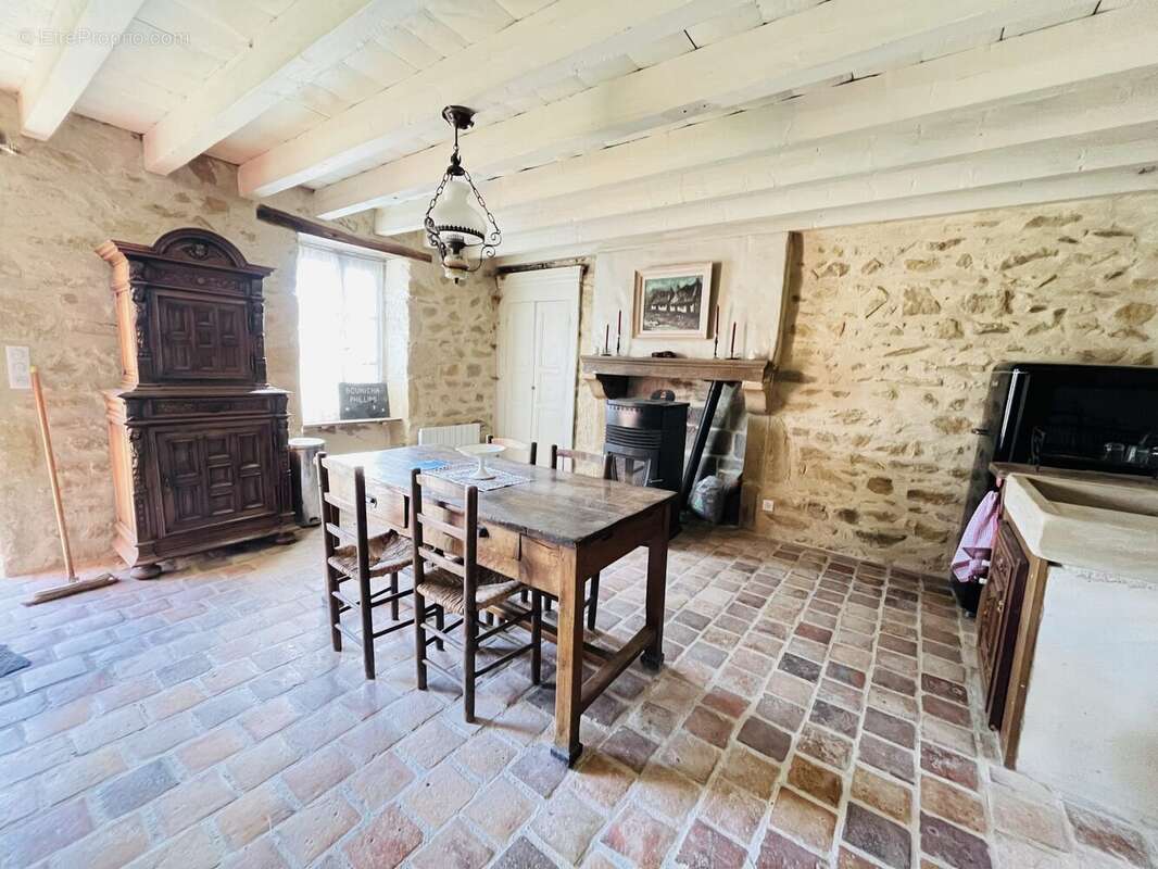 Maison à MARCILLAT-EN-COMBRAILLE