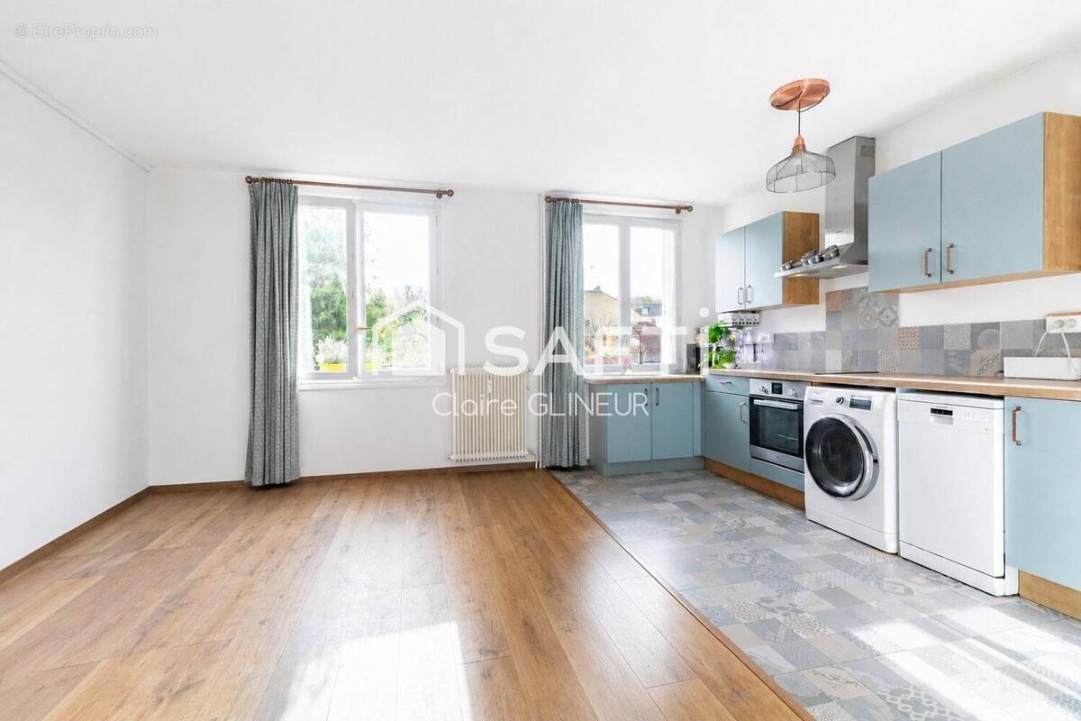 Photo Appartement à Versailles au prix de 425 000€