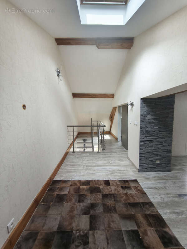 Appartement à MONTAGNY