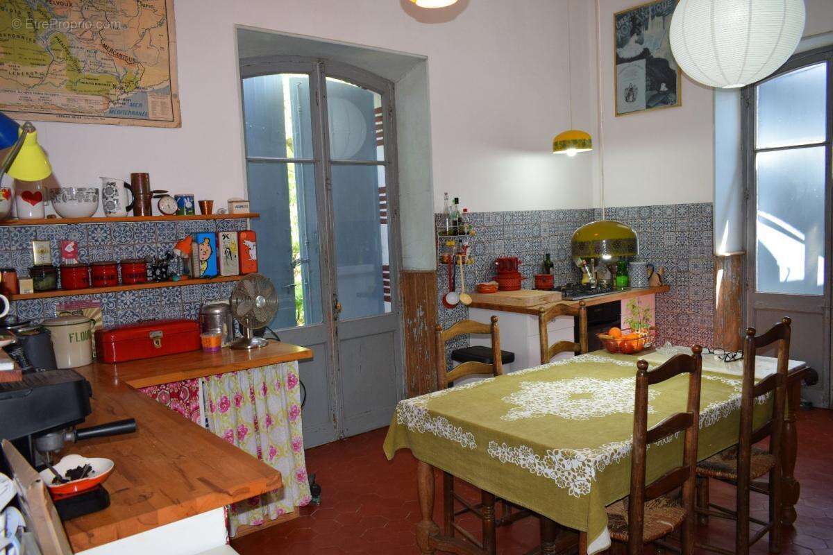 Maison 188 m² à Quillan  - photo 2