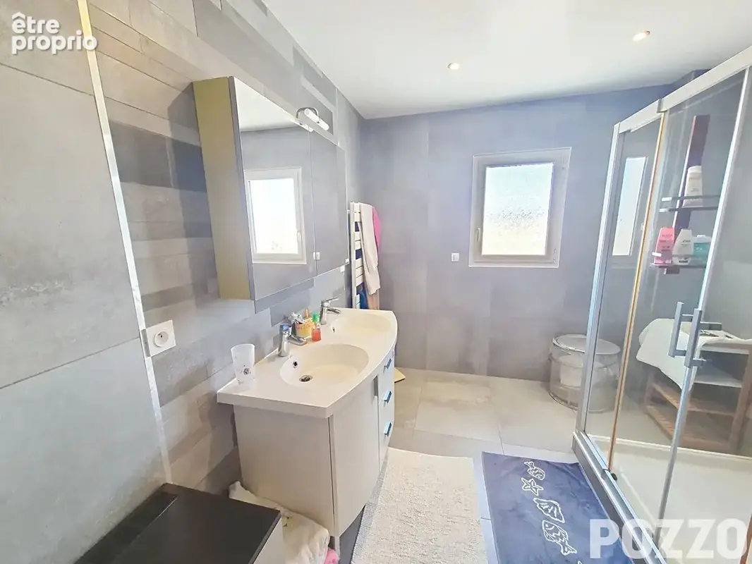 A vendre Maison recente de 8 pp située à Biéville Beuville 14112 - photo 10
