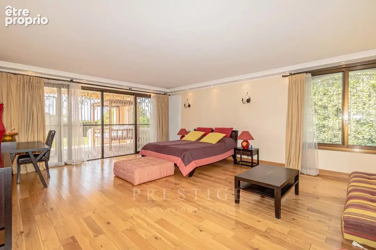 Cap d'Antibes, propriété luxueuse 7 pièces, piscine, garage, - photo 8