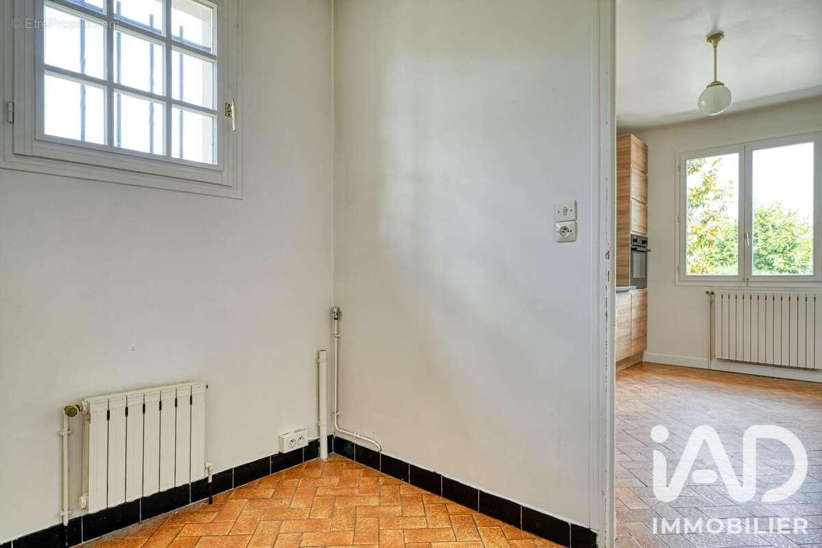 Maison 217 m² à Croissy-Sur-Seine  - photo 6