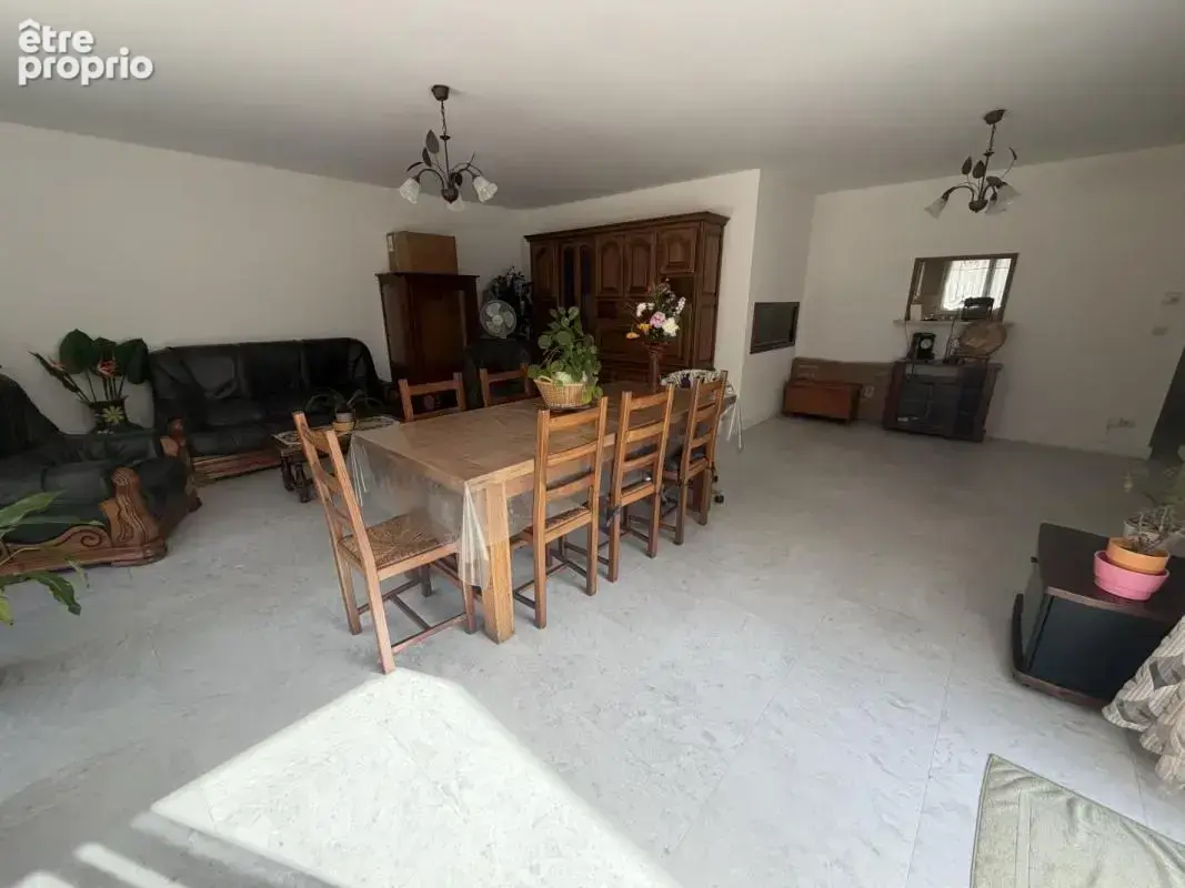 Maison 6 pièces 126 m² à vendre à Saint-Sauveur-D'aunis (17540) - photo 2