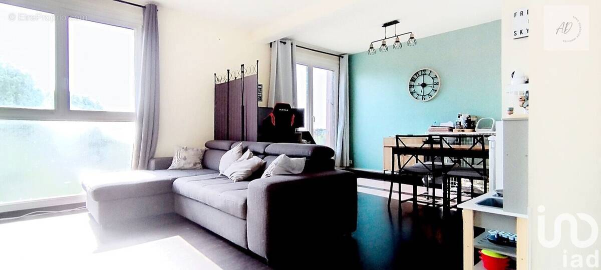 Photo 1 - Appartement à CHOISY-LE-ROI