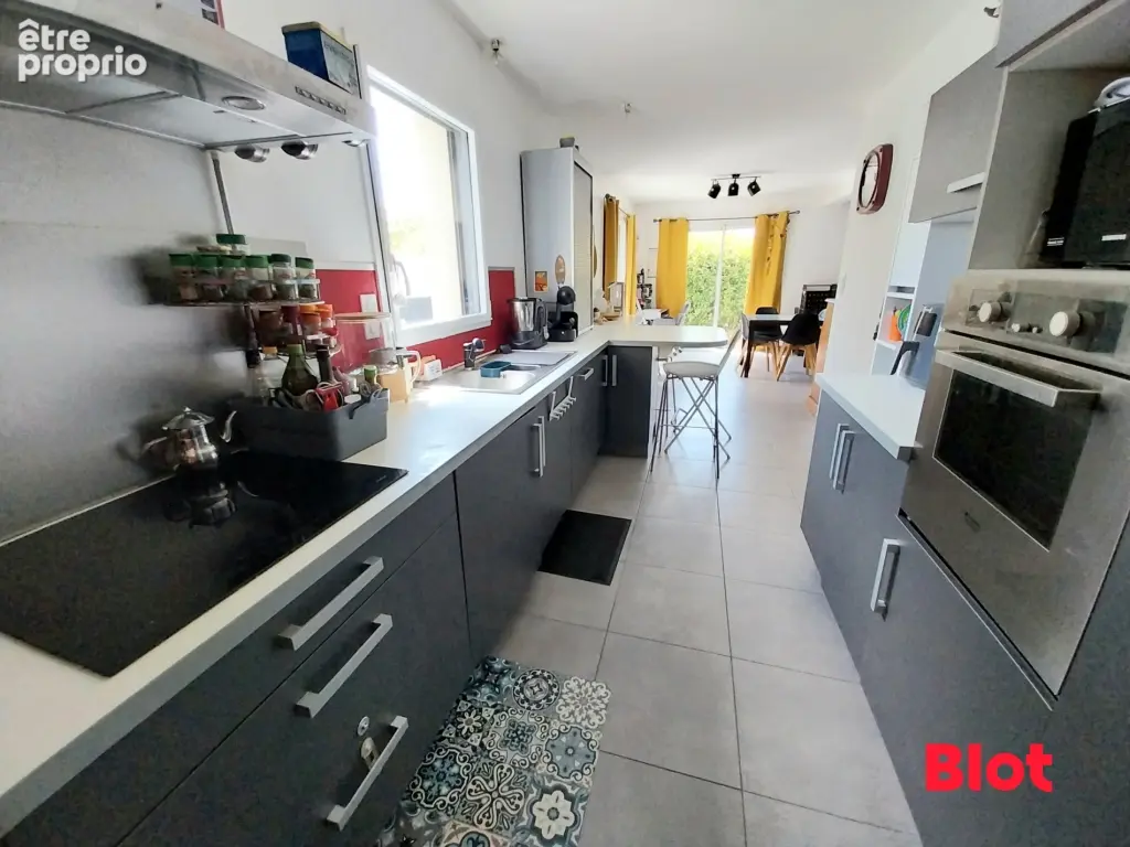 Maison 142 m² à Parthenay-De-Bretagne  - photo 5