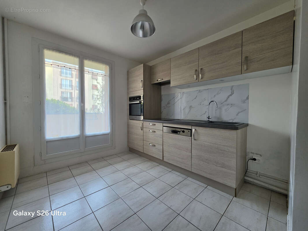 Appartement à BROU-SUR-CHANTEREINE