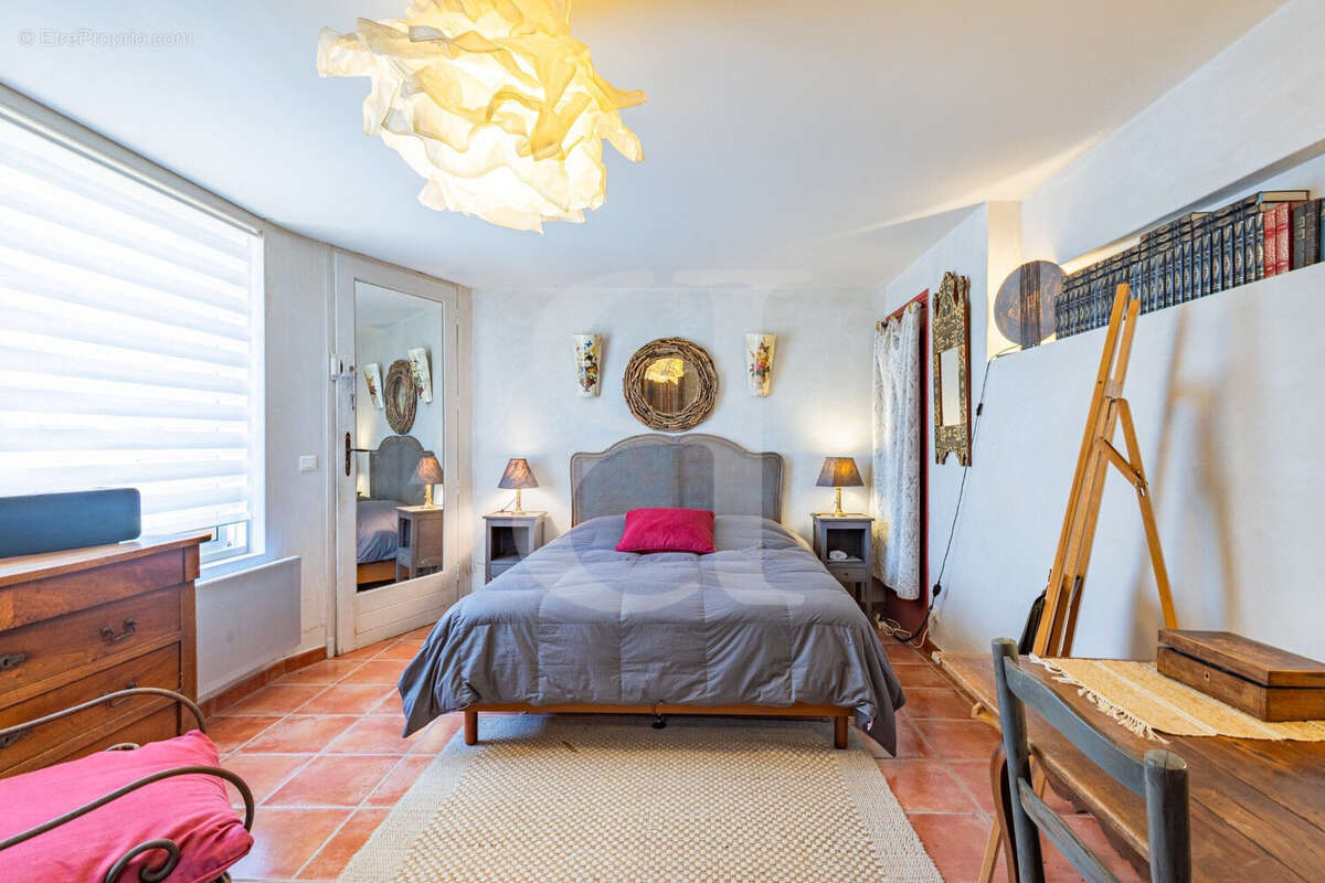 Maison à VAISON-LA-ROMAINE