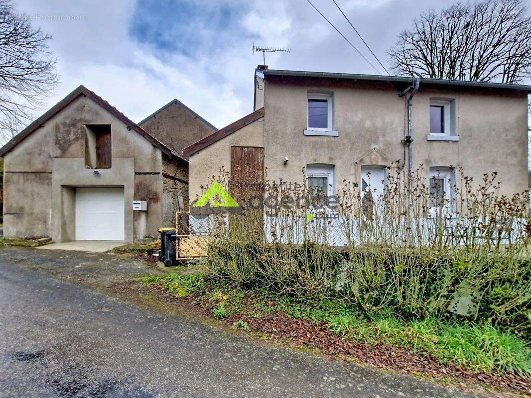 Maison à SAINT-VAURY