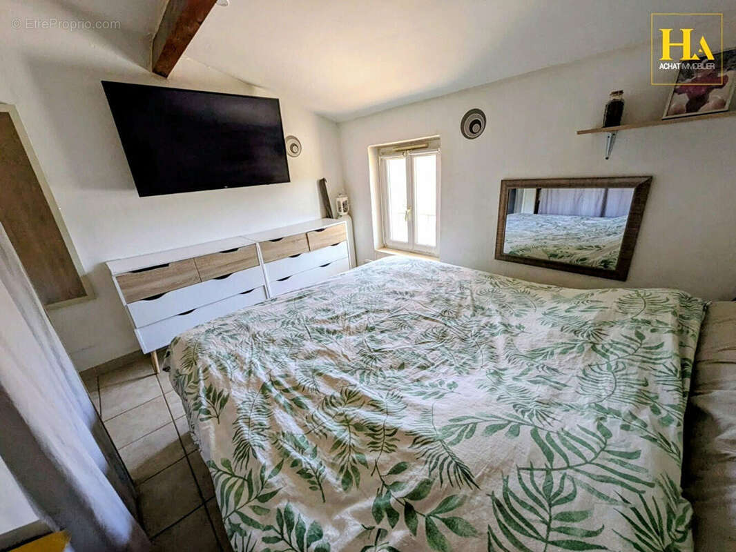 Appartement à AURIBEAU-SUR-SIAGNE