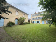 Maison à VIC-LE-COMTE