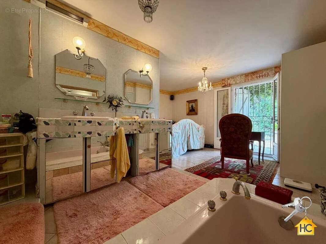Villa La Croix des Gardes EXCLUSIVITE - photo 19