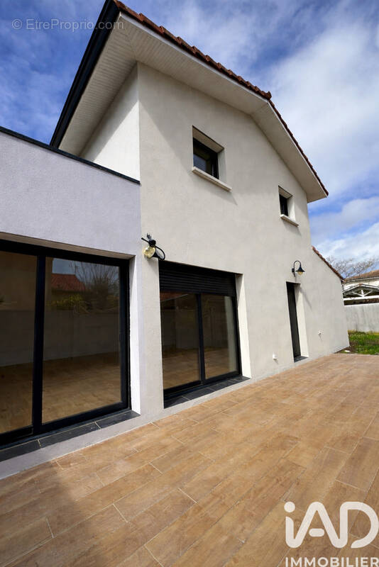 Photo 1 - Maison à CESTAS