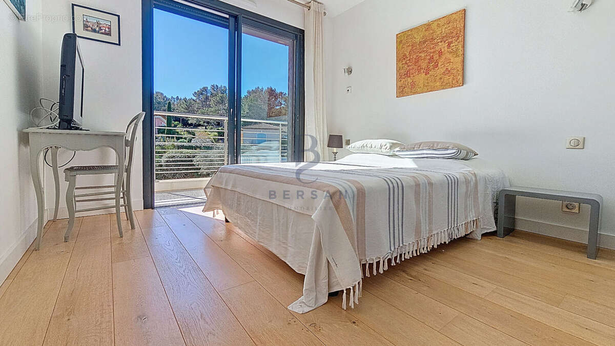 Maison à SAINT-RAPHAEL