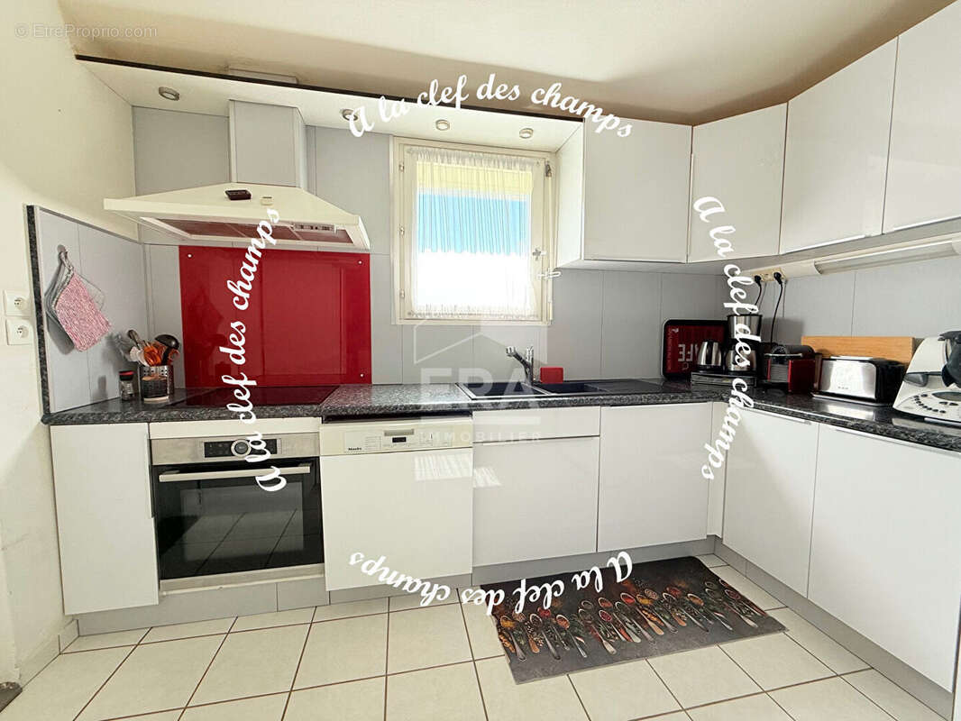 Maison à VILLIERS-LE-BACLE