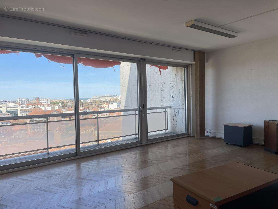 Appartement 125 m² à Toulouse  - photo 2