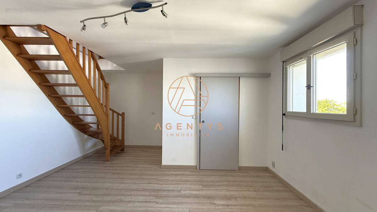 Appartement à LE PLESSIS-TREVISE