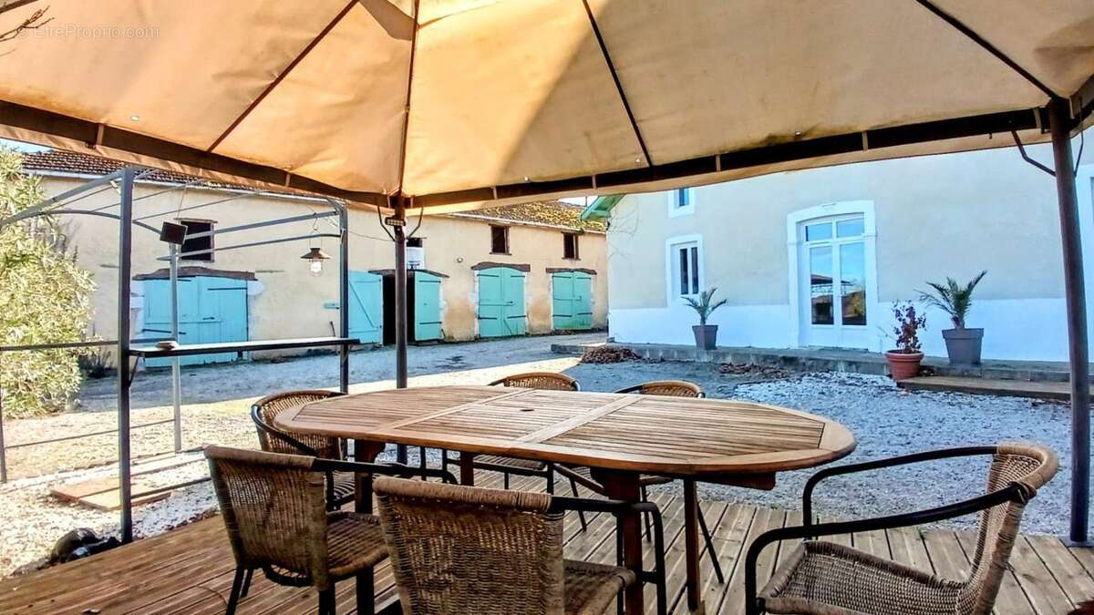Maison à OSSAGES
