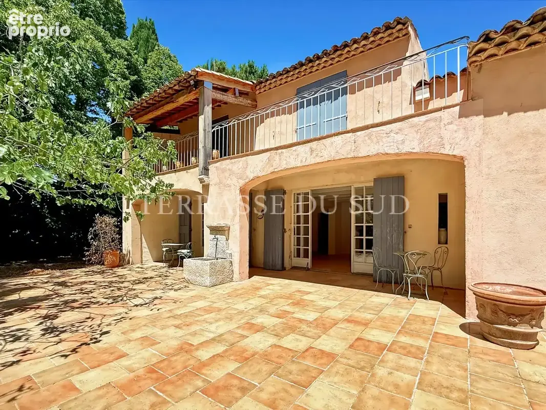 Vente Maison 10 Pièces de 229 m2 sur Parcelle de 2 558 m2 avec Terrasses, Piscine, Garages, au Calme Absolu - Puyricard - Aix en - photo 3