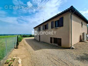 Maison à VILLIE-MORGON