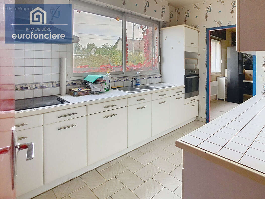 Maison à AIX-EN-OTHE