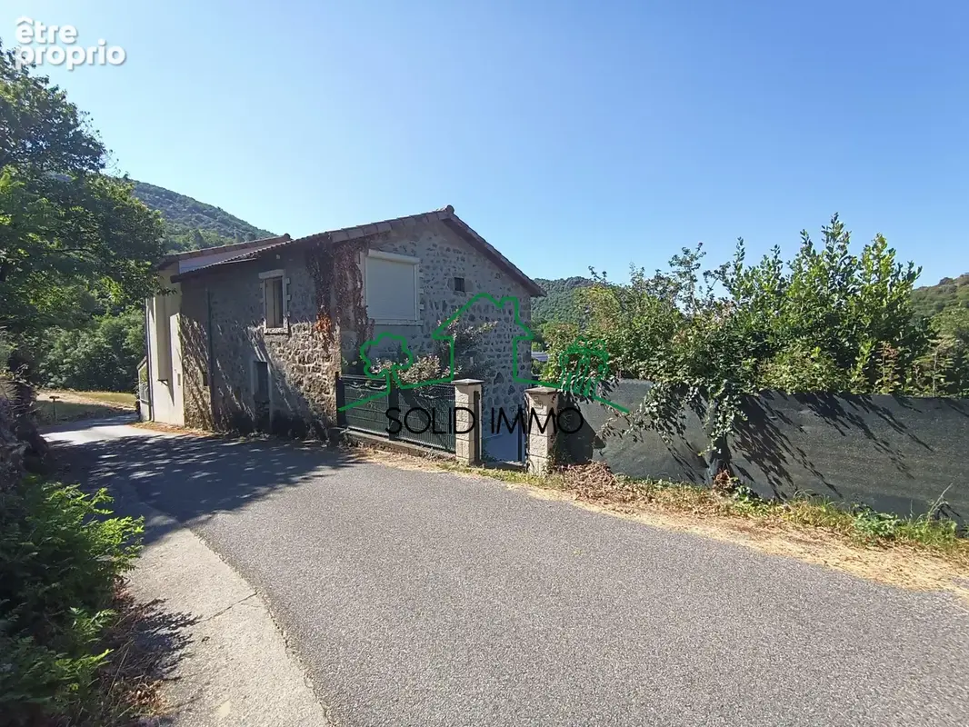 Maison Traditionnelle de 135 m2 sur la commune de Genestelle 07530 - photo 24