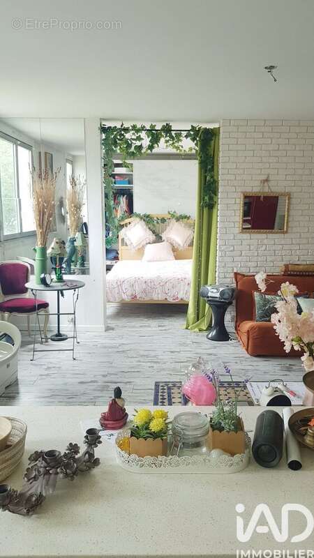 Photo 3 - Appartement à PARIS-19E