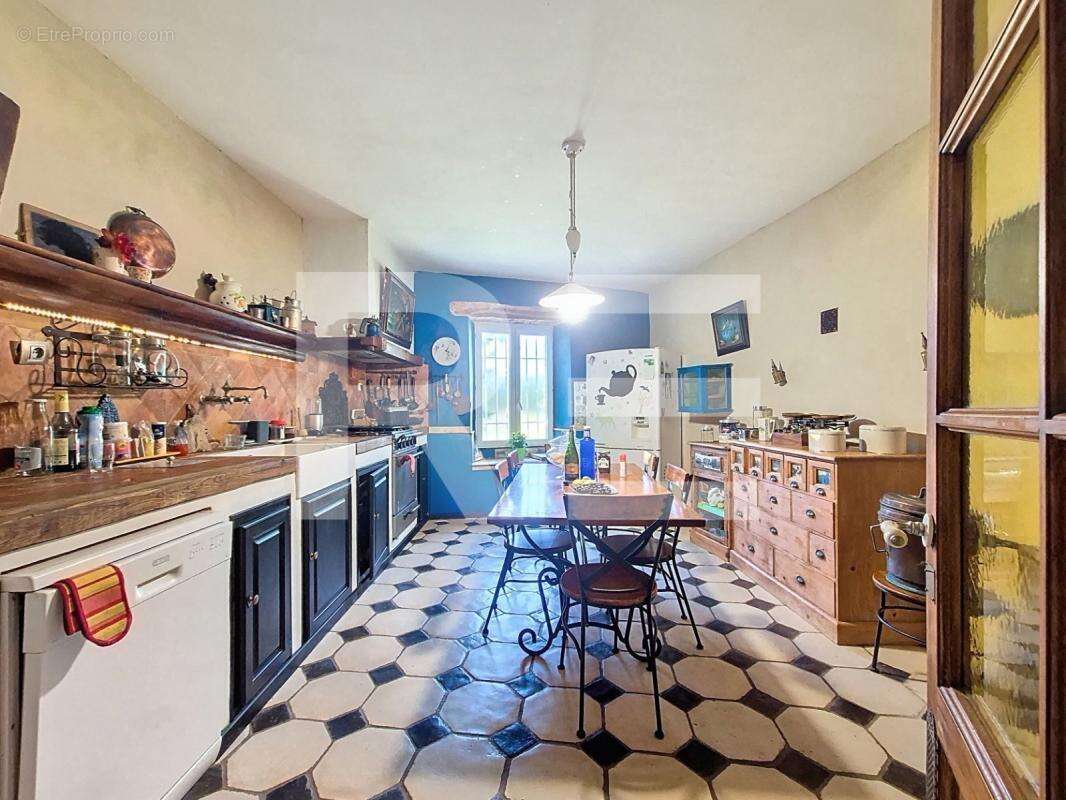 Maison à LASALLE