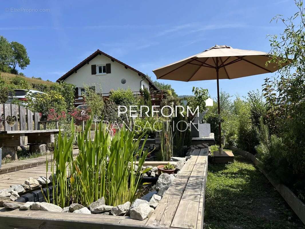 Maison à SAINT-MARTIN-D&#039;URIAGE