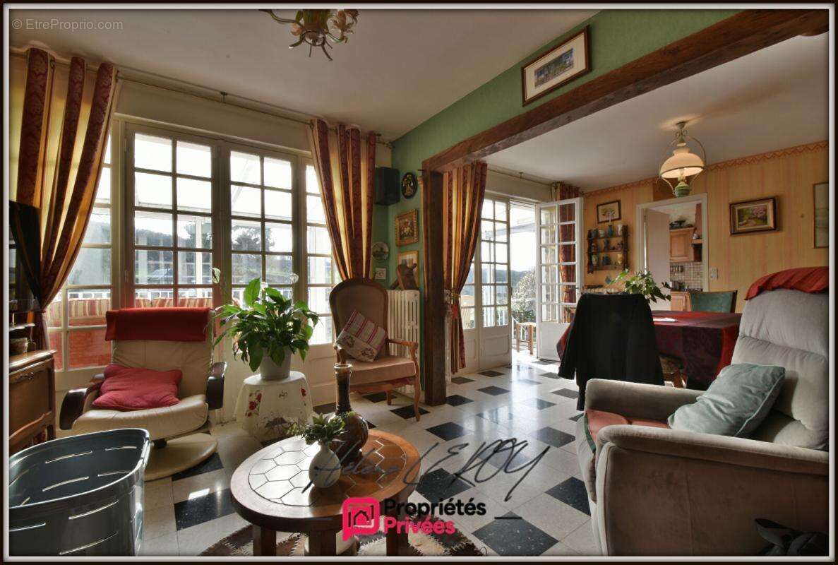 Maison à VALMONT