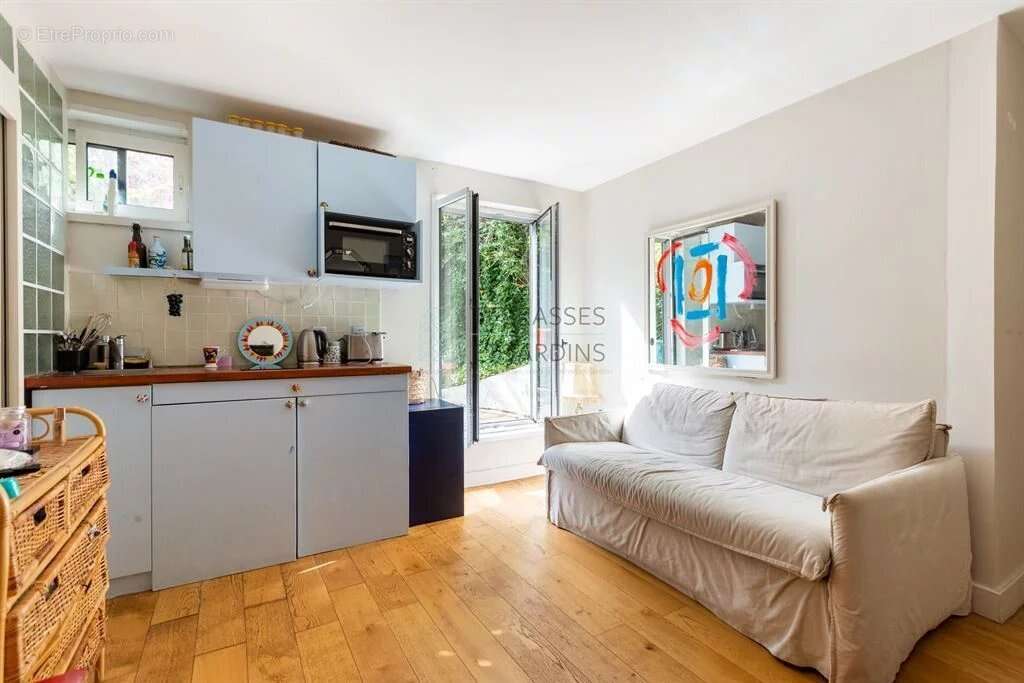 Appartement à PARIS-18E