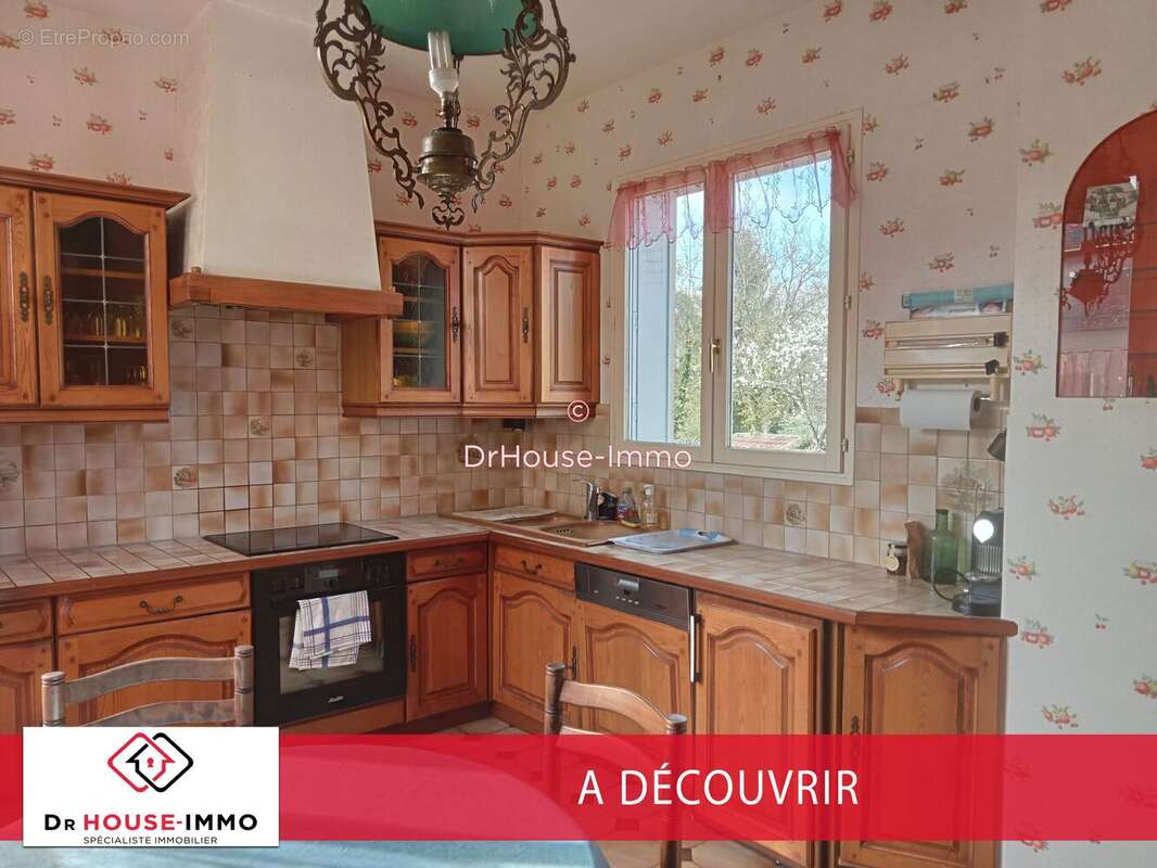 Maison à GY-LES-NONAINS