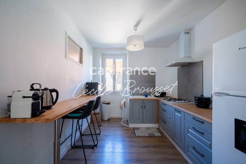 Maison à SAINT-LAURENT-DE-CERDANS