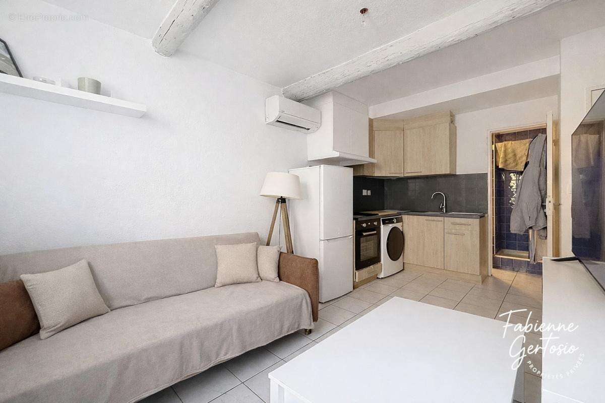 Maison à LA VALETTE-DU-VAR
