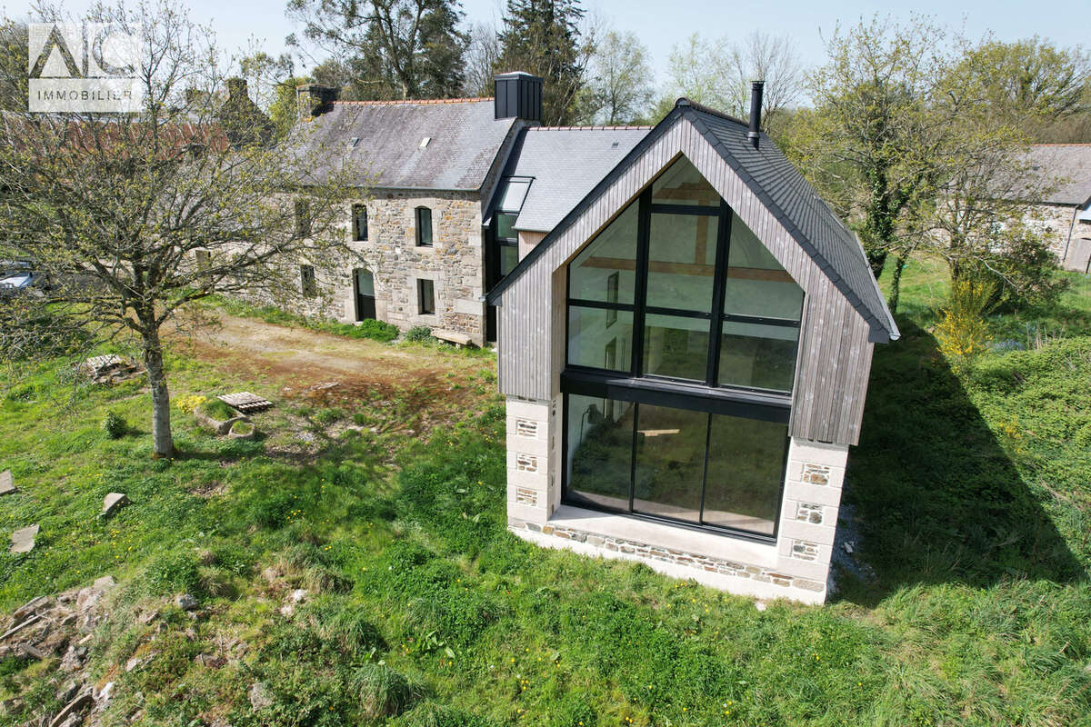 Maison à GURUNHUEL