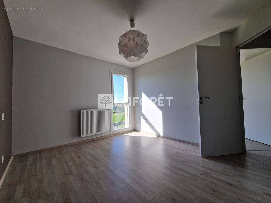 Maison à LE MONASTERE