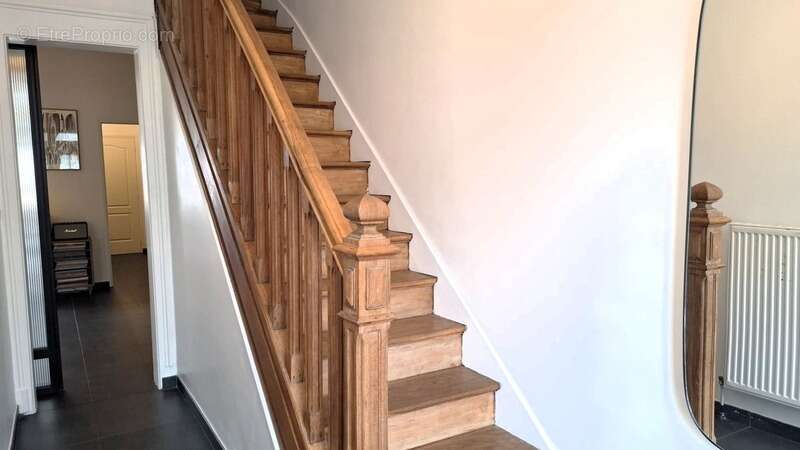 Maison à SAINT-QUENTIN