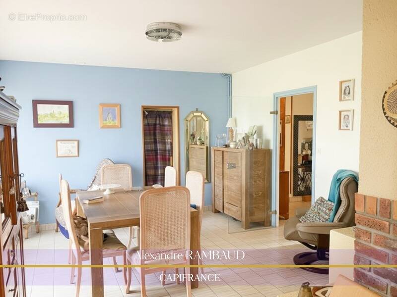 Maison à LA CHAPELLE-JANSON