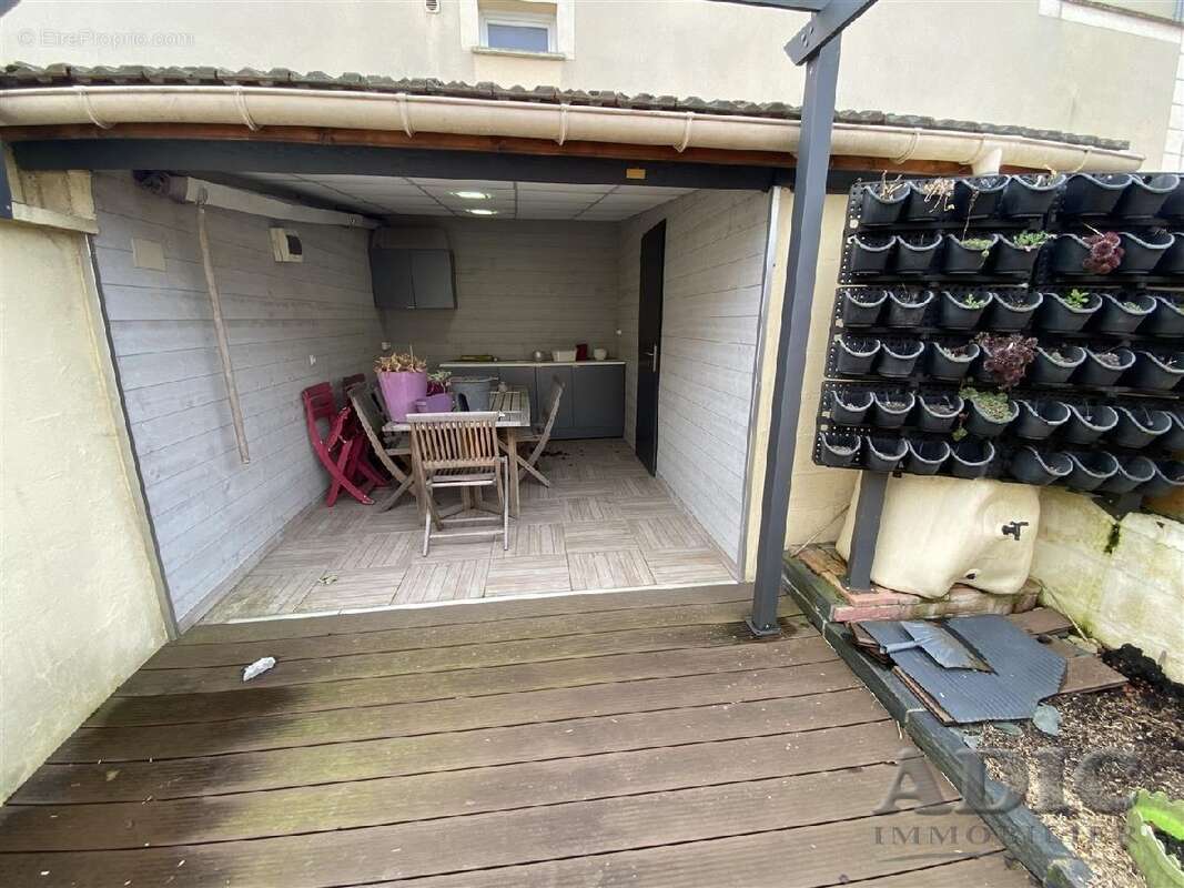 Maison 98 m² à Meaux  - photo 2